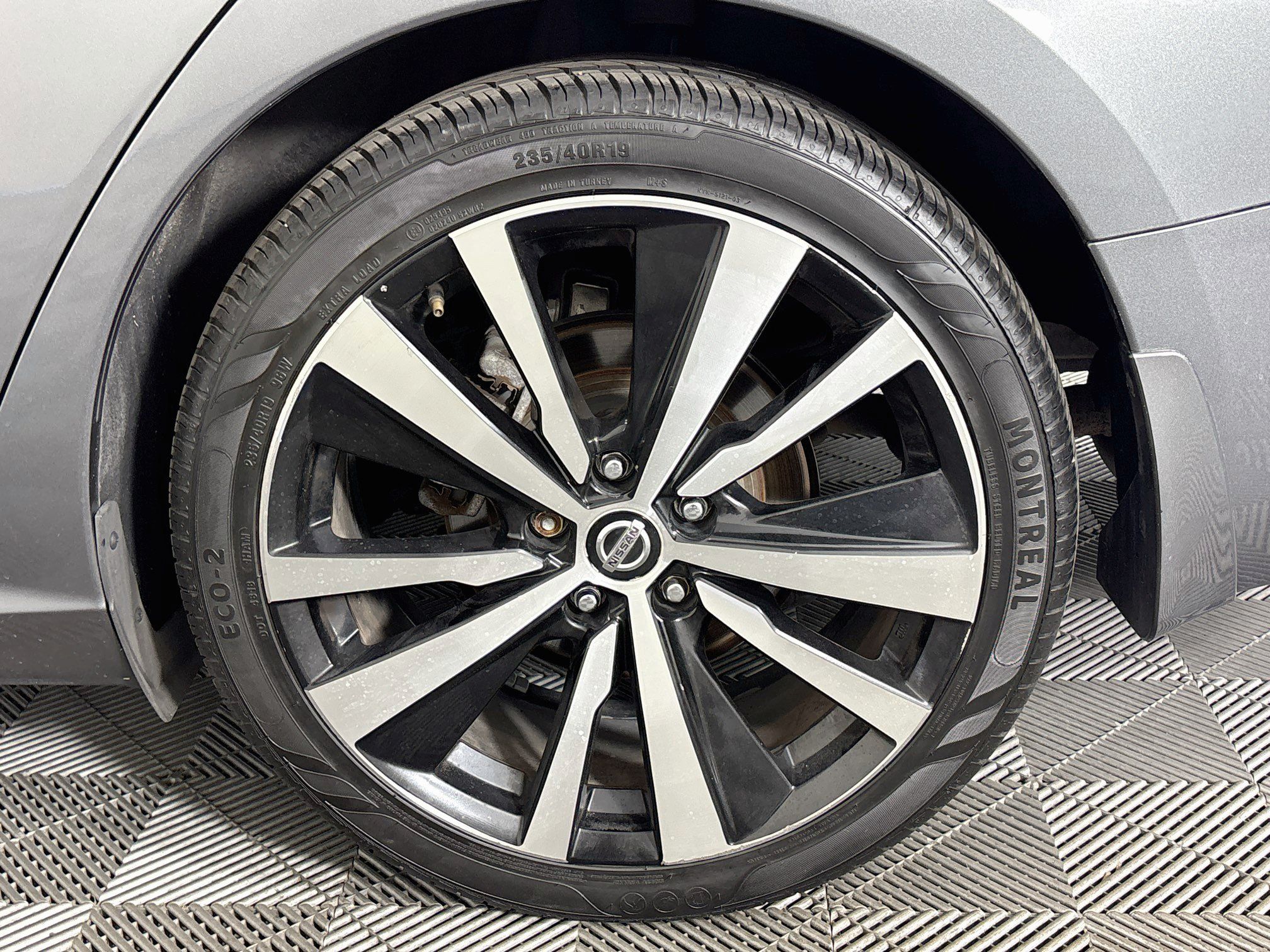 Used 2021 Nissan Altima 2.5 SR w/ SR Premium Package FWD image 35