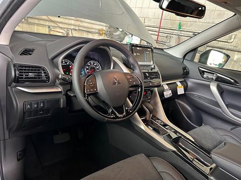 New 2026 Mitsubishi Eclipse Cross SE image 10