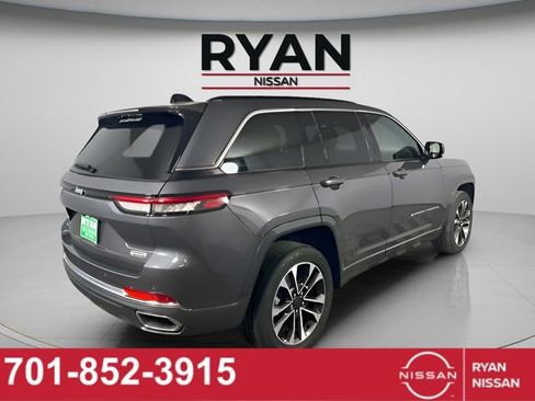 Used 2024 Jeep Grand Cherokee Overland image 5