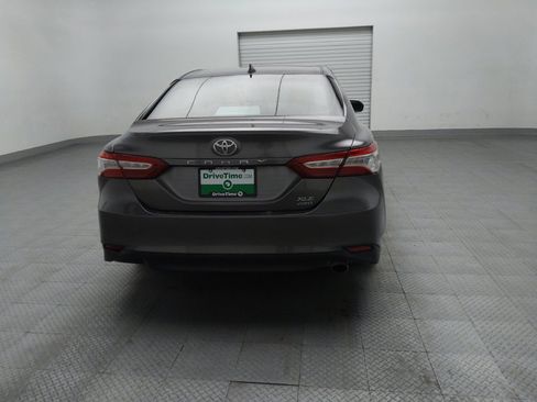 Used 2020 Toyota Camry XLE w/ Carpet Mat Package image 7