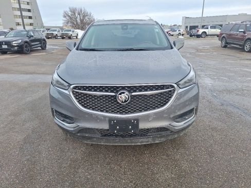Used 2019 Buick Enclave Avenir w/ Avenir Technology Package image 4