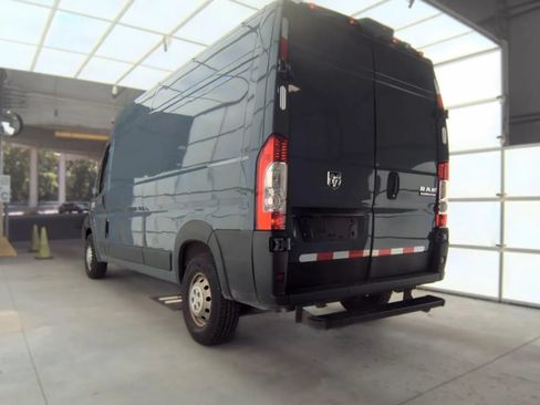 Used 2019 RAM ProMaster 2500 FWD image 2