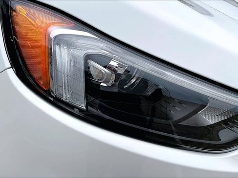 Used 2022 Ford Edge ST-Line AWD/4WD image 26