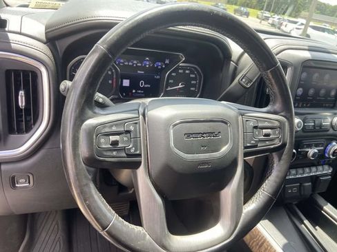 Used 2019 GMC Sierra 1500 Denali w/ Denali Ultimate Package AWD/4WD image 15