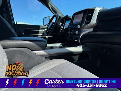 Used 2024 RAM 2500 Big Horn w/ Heated Seats & Wheel Group AWD/4WD image 32