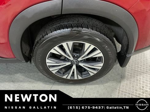 Used 2023 Nissan Rogue SV FWD image 38