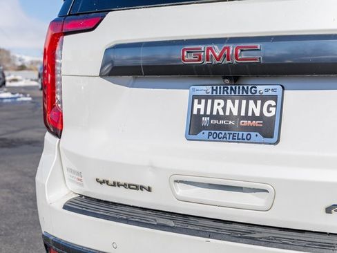 Used 2021 GMC Yukon XL AT4 w/ AT4 Premium Plus Package image 23