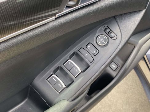 Used 2019 Honda Accord Sport image 45