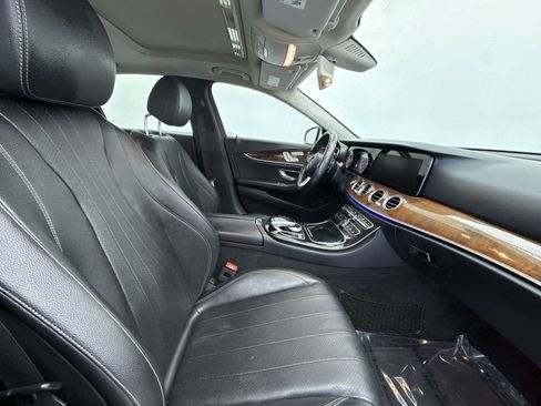 Used 2018 Mercedes-Benz E 300 E 300 image 14