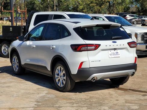 New 2026 Ford Escape Active image 3