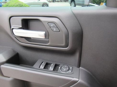 Used 2024 Chevrolet Silverado 1500 Custom w/ Dark Appearance Package RWD image 18