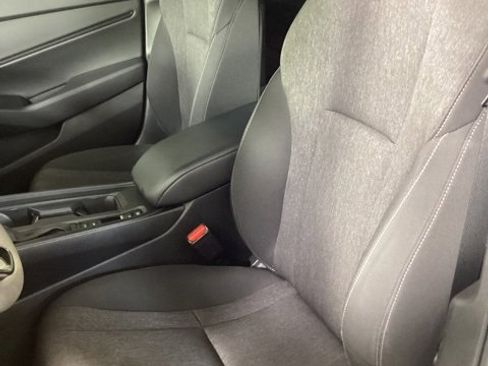 Used 2024 Honda Accord EX image 12