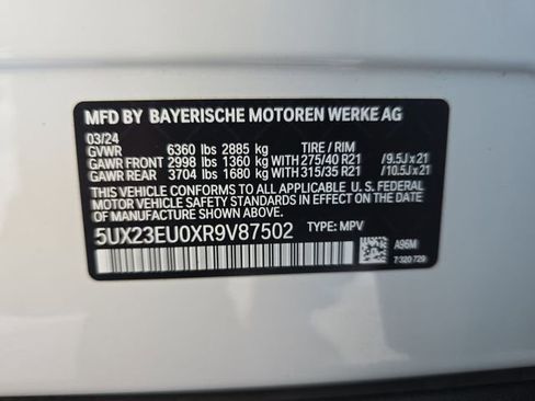 Used 2024 BMW X5 xDrive40i w/ Parking Assistance Package AWD/4WD image 34
