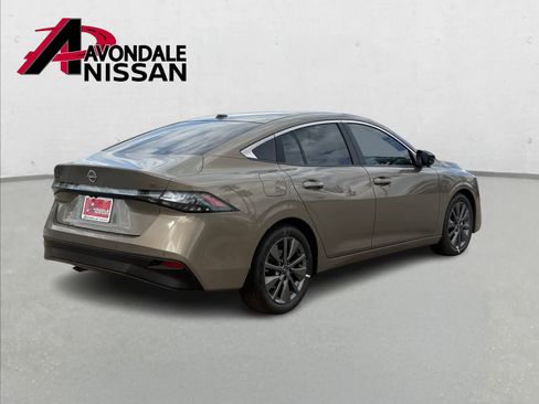 New 2026 Nissan Sentra SL FWD image 7