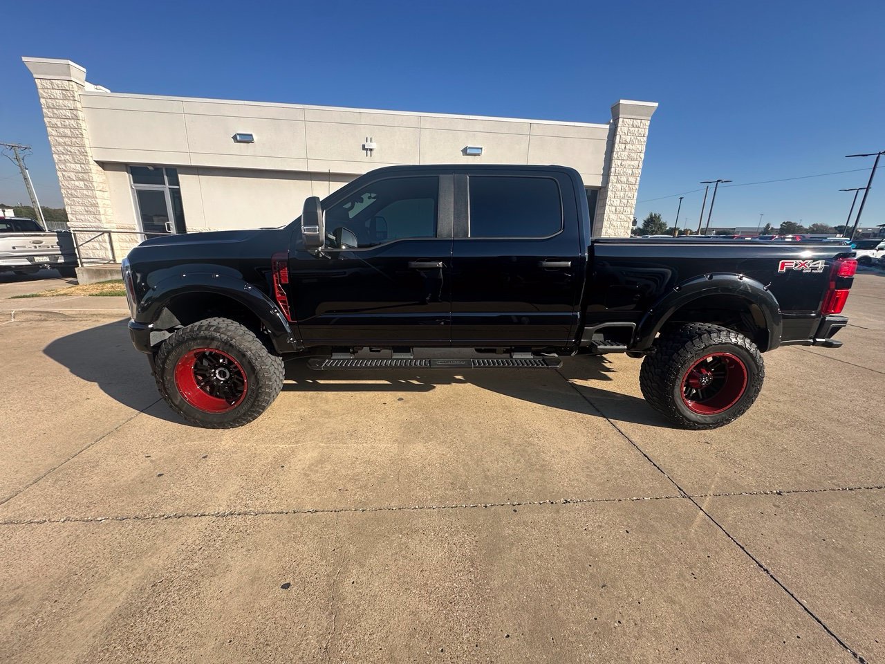 Used 2025 Ford F250 XL w/ STX Appearance Package AWD/4WD image 18
