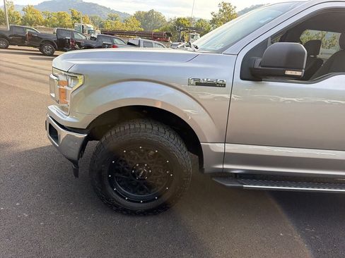 Used 2020 Ford F150 XLT w/ Equipment Group 302A Luxury AWD/4WD image 10