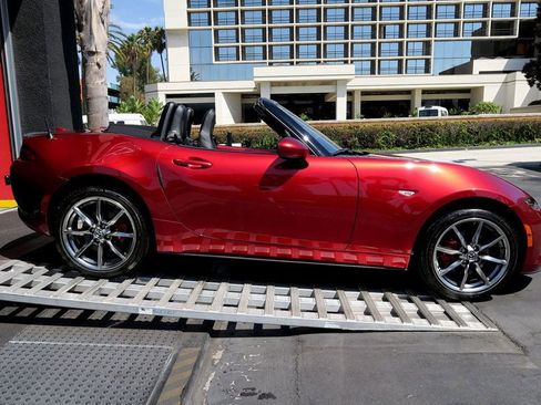 Used 2022 MAZDA MX-5 Miata Grand Touring w/ Weather Package image 6