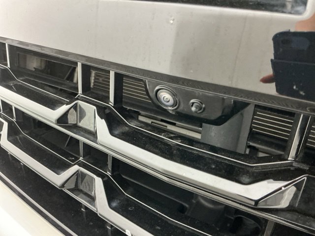 Used 2024 Chevrolet Silverado 1500 LTZ w/ LTZ Premium Package AWD/4WD image 9