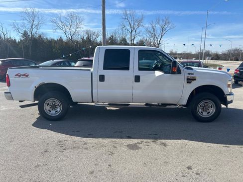 Used 2009 Ford F250 XL AWD/4WD image 4