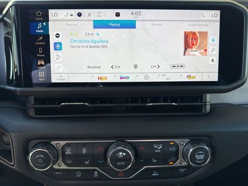 New 2026 Jeep Gladiator Sport image 30