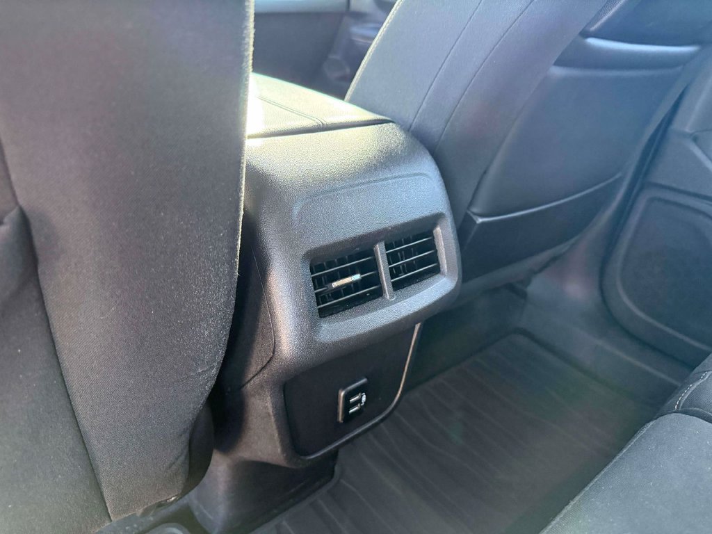 Used 2018 GMC Terrain SLE w/ Driver Convenience Package AWD/4WD image 11