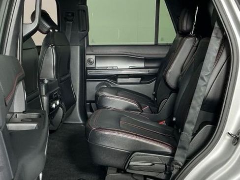 Used 2019 Ford Expedition Limited w/ Equipment Group 303A RWD image 20