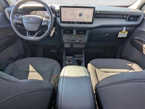New 2025 Ford Maverick XL image 14