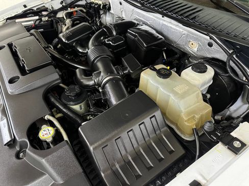 Used 2014 Ford Expedition XL RWD image 44