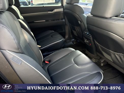 Used 2025 Hyundai Palisade SEL FWD image 14