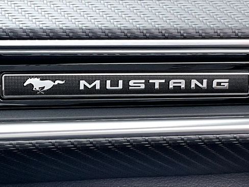 Used 2025 Ford Mustang Premium image 9