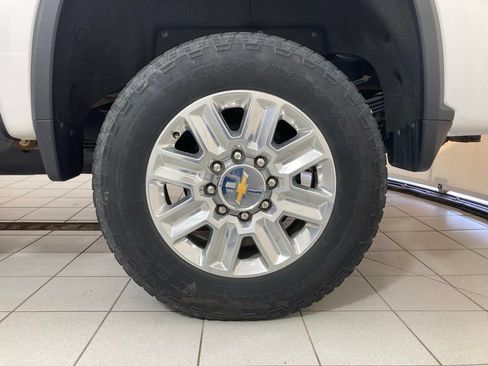 Used 2024 Chevrolet Silverado 3500 High Country w/ High Country Premium Package AWD/4WD image 28