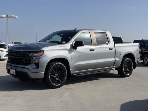 Used 2023 Chevrolet Silverado 1500 Custom RWD image 6