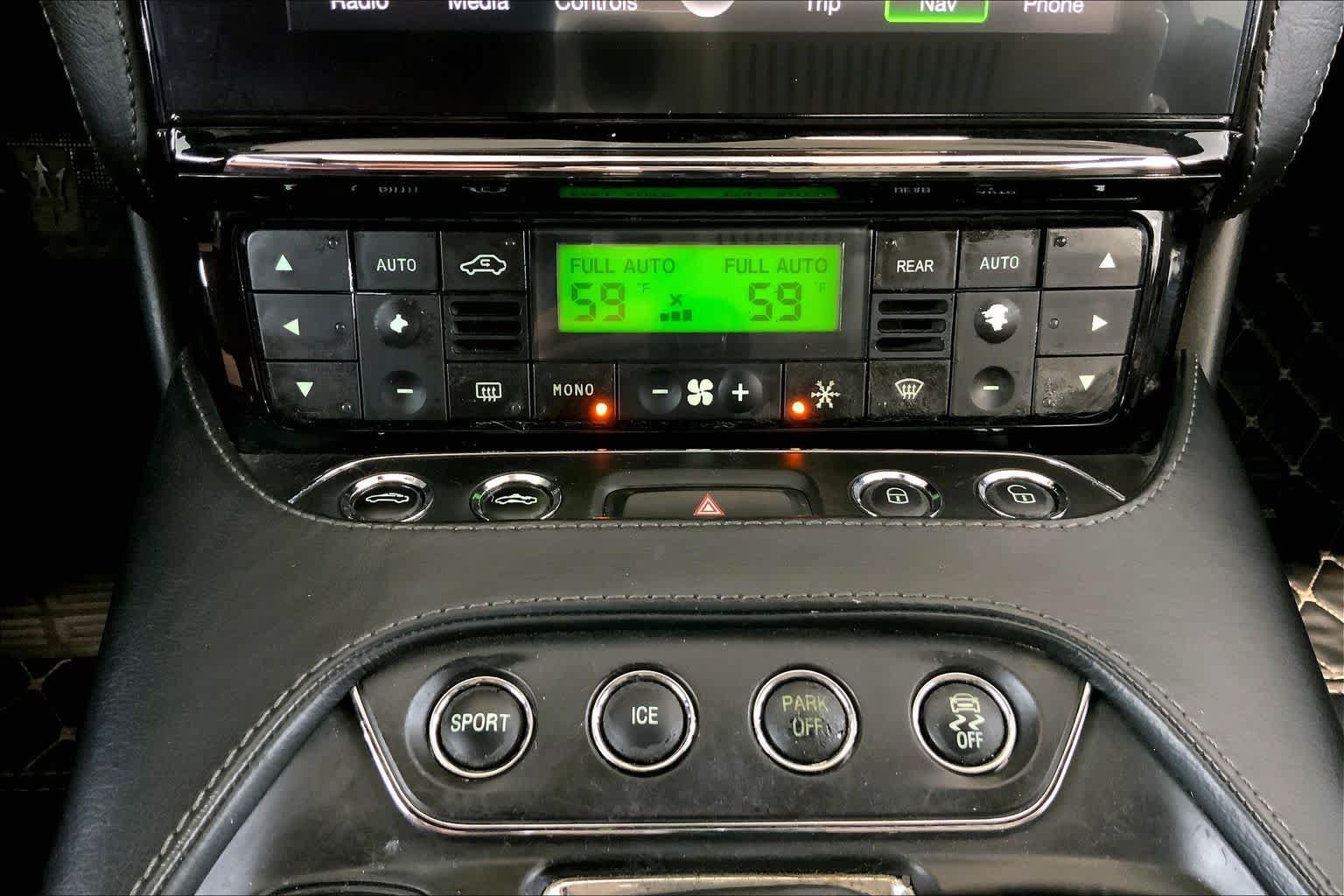 Used 2018 Maserati GranTurismo Sport RWD image 35