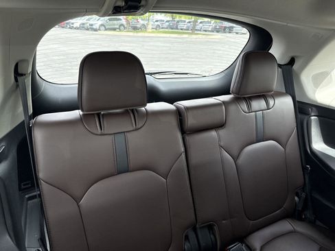 Used 2023 Honda Pilot Elite image 35