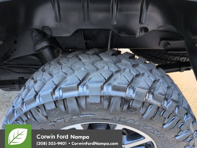 Used 2018 Toyota Tundra SR5 AWD/4WD image 31