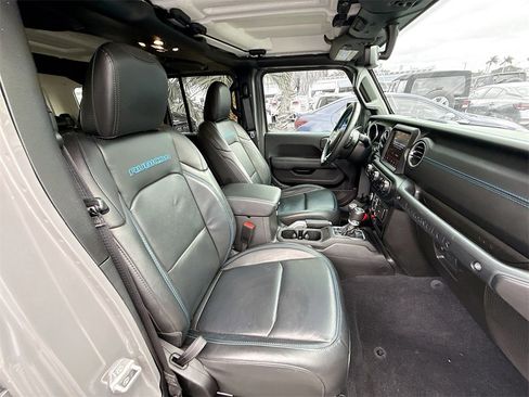 Used 2022 Jeep Wrangler Unlimited Rubicon 4xe image 31