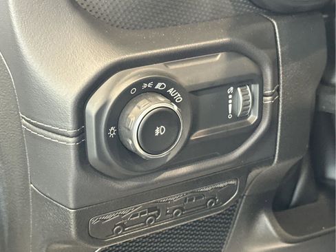 New 2025 Jeep Wrangler Rubicon w/ XTREMEE 35" Tire Package image 31