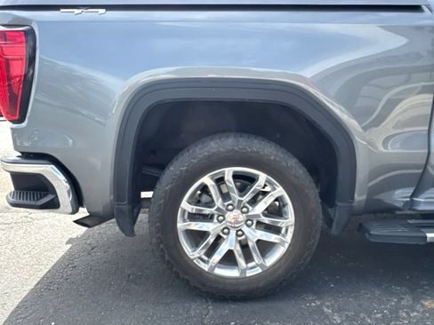 Used 2021 GMC Sierra 1500 SLT w/ SLT Premium Package AWD/4WD image 12