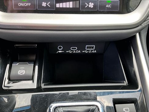 Used 2024 Subaru Outback Onyx Edition XT AWD/4WD image 32