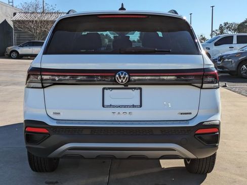 Used 2025 Volkswagen Taos S image 7