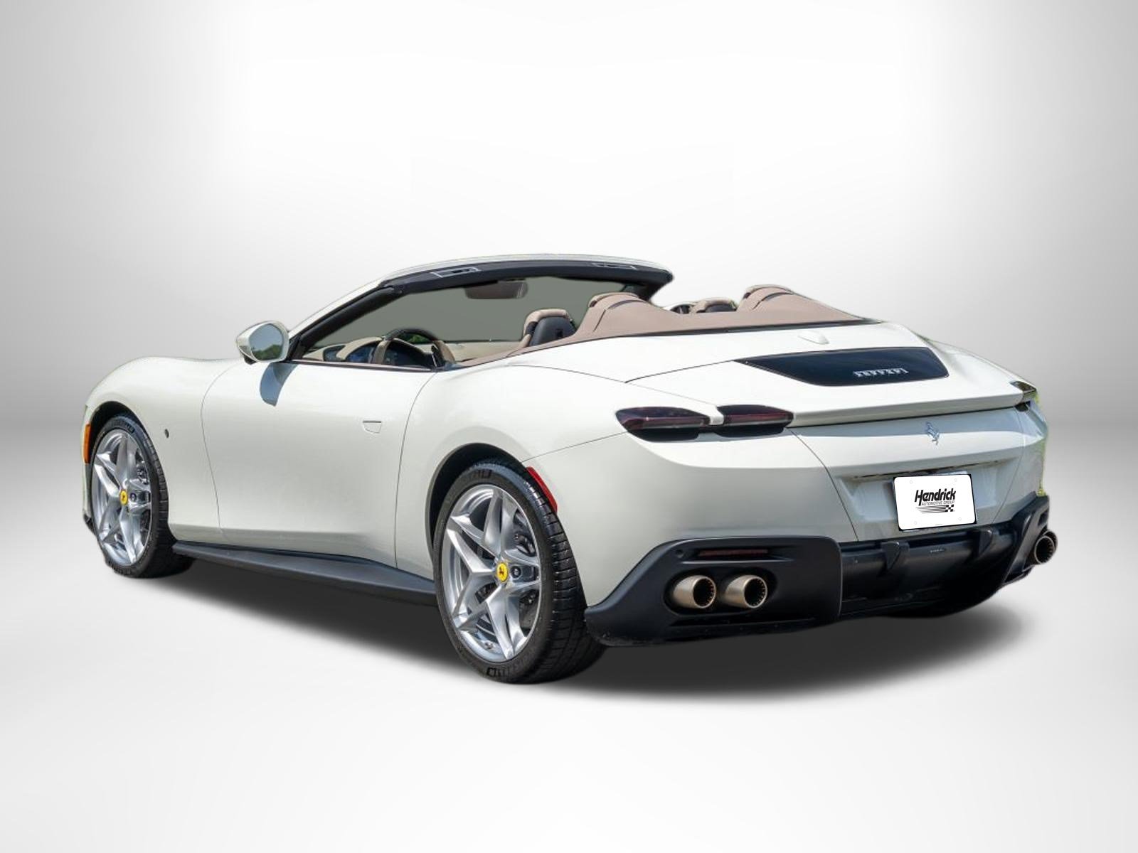 Used 2024 Ferrari Roma Spider RWD image 2
