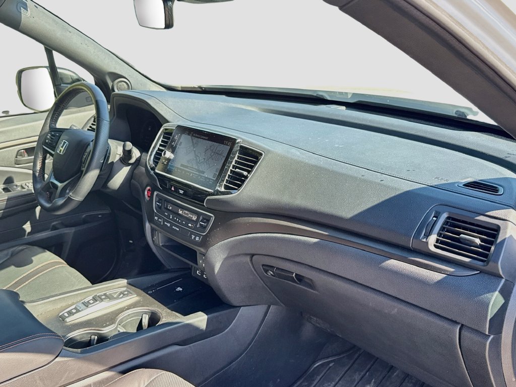 Used 2025 Honda Ridgeline TrailSport image 40