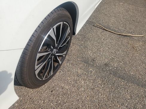Used 2017 Honda Accord EX-L image 15