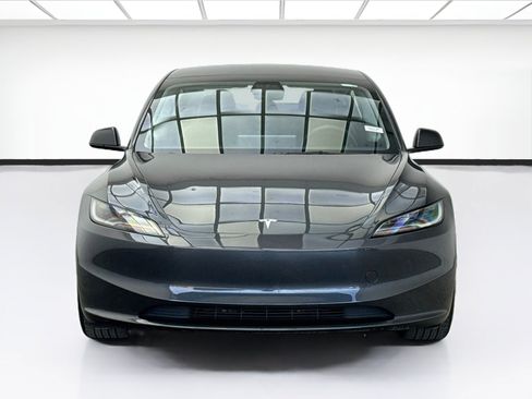 Used 2024 Tesla Model 3 Standard Range RWD image 2