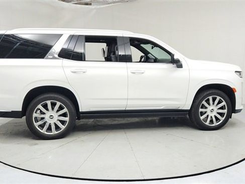 Used 2021 Cadillac Escalade Premium Luxury Platinum w/ Heavy-Duty Trailer Package image 6