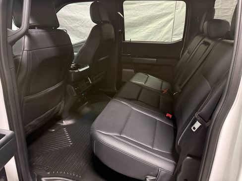 Used 2025 Ford F150 Lariat AWD/4WD image 17