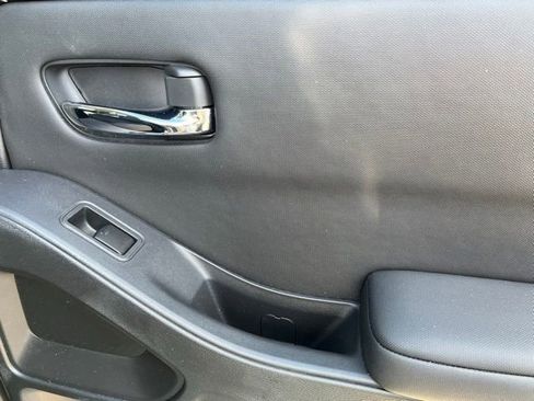 Used 2023 Nissan Frontier SV w/ SV Convenience Package image 21