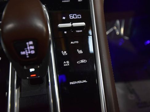 Used 2018 Porsche Panamera 4S AWD/4WD image 41