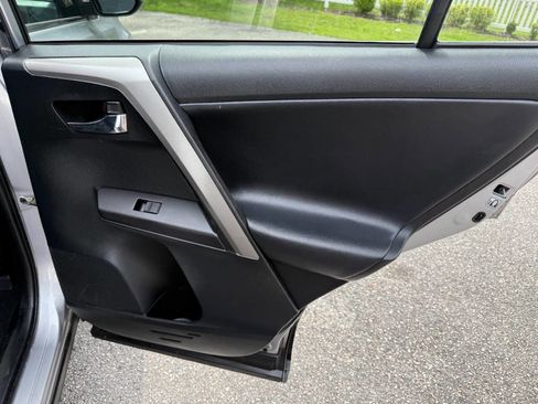 Used 2017 Toyota RAV4 XLE image 39