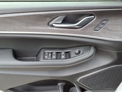 New 2026 Jeep Grand Cherokee L Limited AWD/4WD image 21